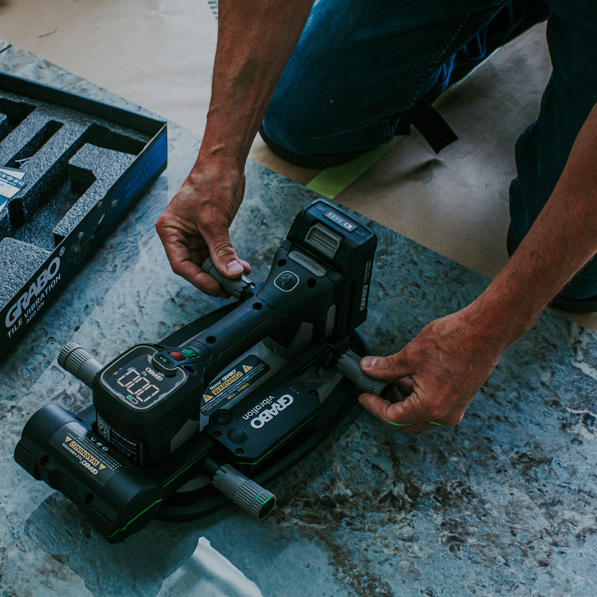 GRABO tegeltriller Tile Vibration Tool voor professioneel tegelwerk